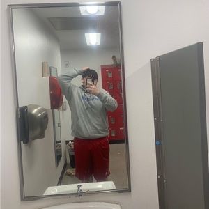 Meet your Posher, Clint